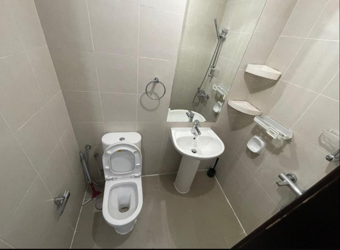 Apartment Small With Pool And Gym Access In Reem Island *