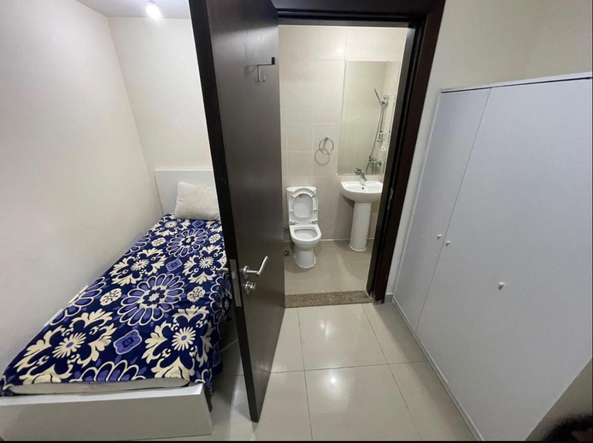 Small With Pool And Gym Access In Reem Island Apartment